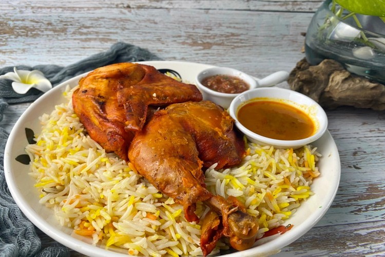 مندي بالدجاج